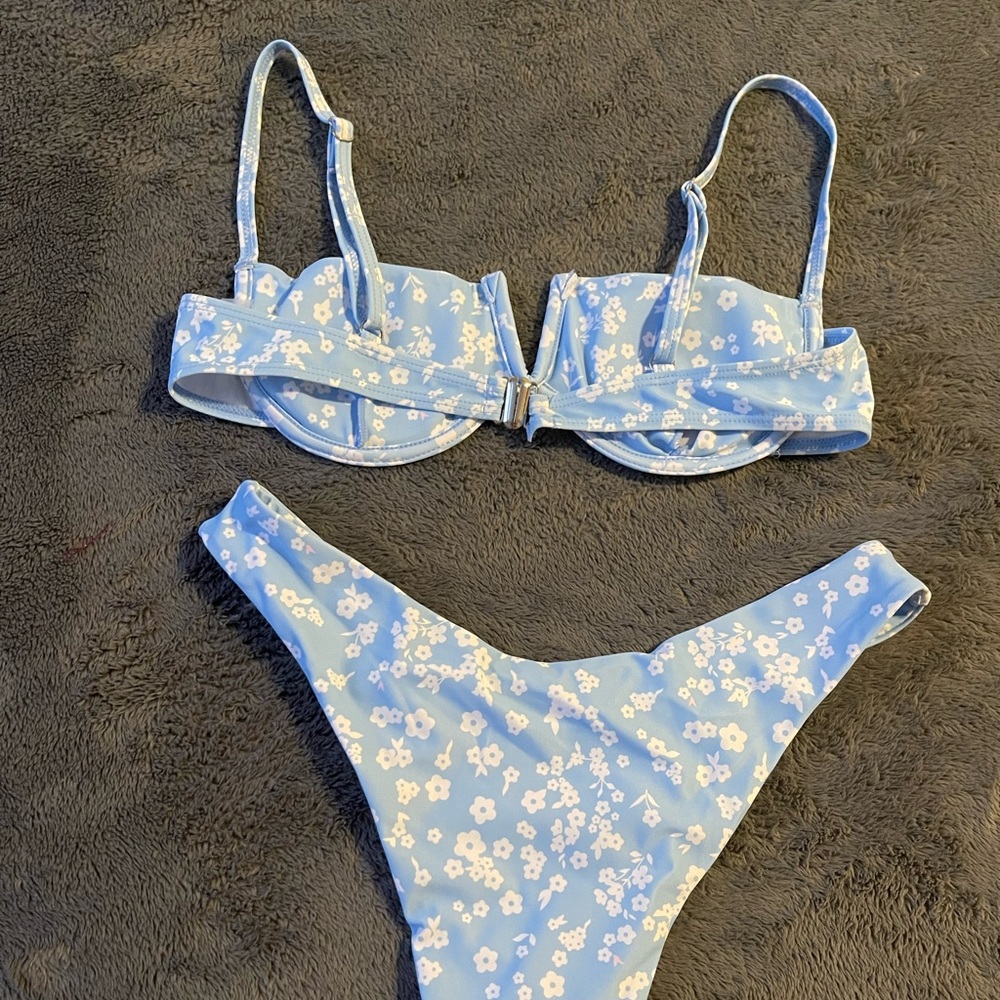 Bathing Suit - Picture 2 of 3
